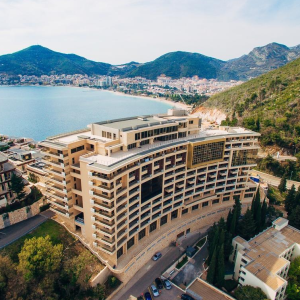 отель Harmonia Apartments