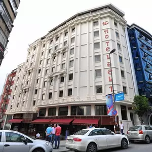 отель Delta Hotel