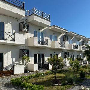 отель Higos Hotel