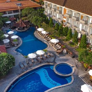отель Kuta Beach Club Hotel (Sol House Bali)