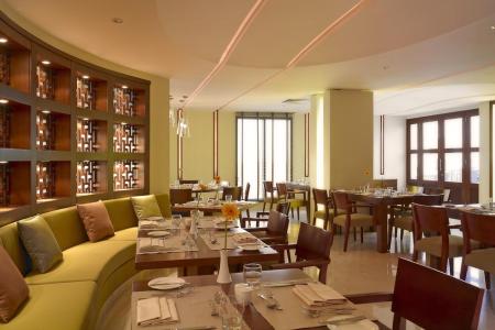 Отель Crowne Plaza Sohar в Сохар - Оман