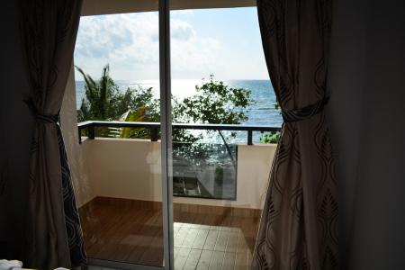 Отель The Crown Beach Hotel в Мале Атолл (Каафу Атолл) - Мальдивы