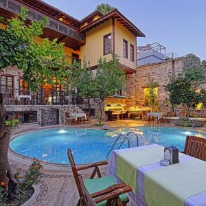 отель La Paloma Hotel