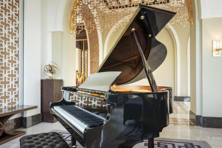 Отель Al Habtoor Polo Resort в Дубай - ОАЭ