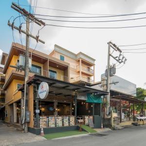 отель Amarin Hotel Patong