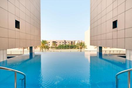 Ramada Hotel & Suites Amwaj Islands
