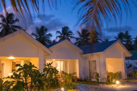 Отель Le Nautique Luxury Beachfront Apartments в о. Маэ - Сейшелы