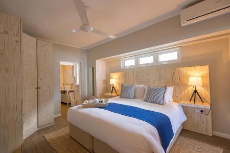 Отель Le Nautique Luxury Beachfront Apartments в о. Маэ - Сейшелы