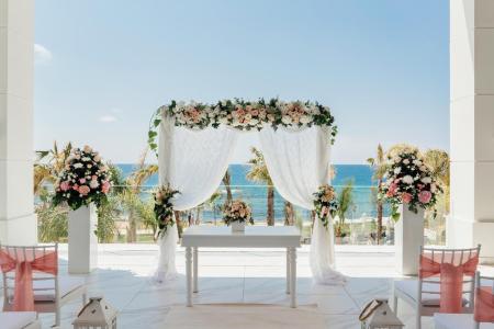 Отель Amavi, MadeForTwo Hotels  в Пафос - Кипр