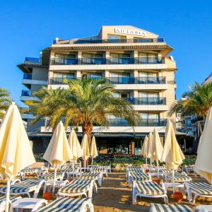 отель Aurasia Beach Hotel