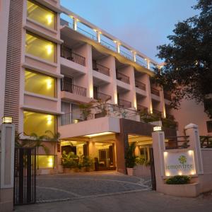 отель Lemon Tree Hotel Candolim