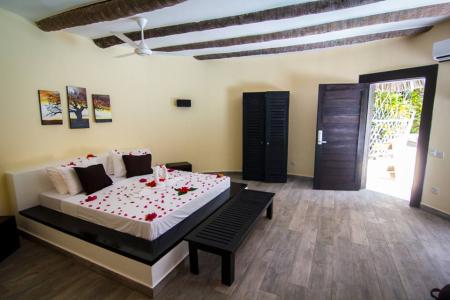 Отель Blue Moon Resort в Джамбиани - Танзания