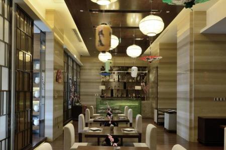 Отель Wyndham Grand Plaza Royale Colorful Yunnan Kunming в Куньмин - Китай