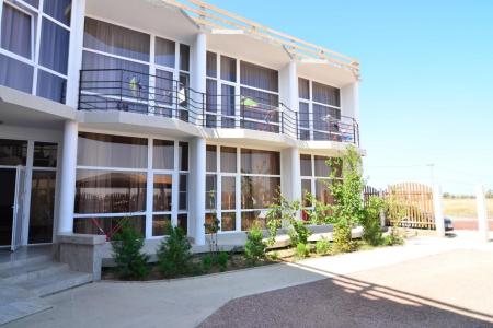 Leo Grand (Поповка)