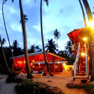 отель Coral Beach Hotel