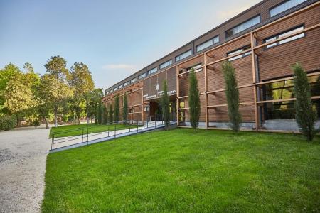 Отель Urban Park Hotels в Тбилиси - Грузия