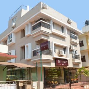 отель The Verda Express Betelnut Inn