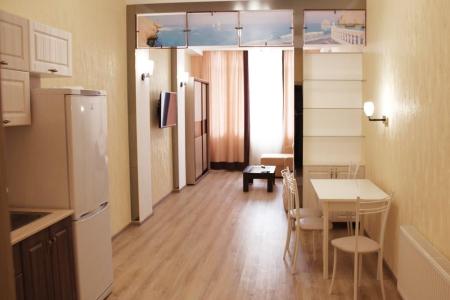 Отель Апартаменты Центральные Сенявина 5 в Севастополь - Россия