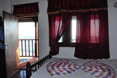 Отель Peacock Hotel в Унаватуна - Шри-Ланка