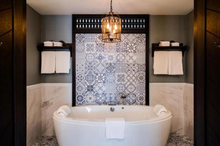 Отель Away Chiang Mai Thapae Resort - A Vegetarian Retreat в Чианг Маи - Таиланд