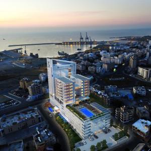 отель Radisson Blu Hotel Larnaca