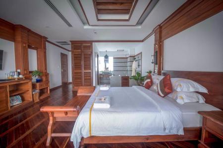 Отель The Night Hotel в Сиемреап - Камбоджа