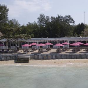 отель Meno Mojo Beach Resort Gili Meno