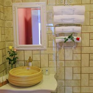 отель Thang Bom Boutique Hotel & Apartment