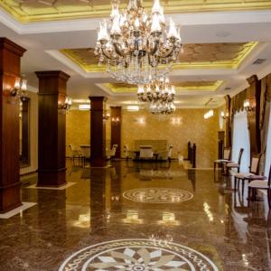 отель Capitol Hotel