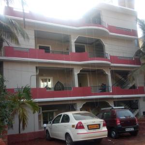 отель Madhu`s Inn