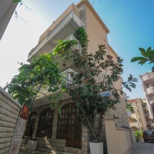 отель Kralj T Apartments