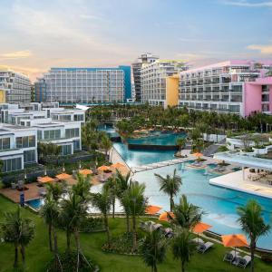 отель Premier Residences Phu Quoc Emerald Bay