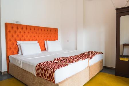 Отель Wimal Wood Stock Surf House в Велигама - Шри-Ланка