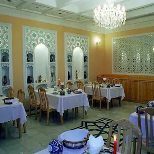 отель Zargaron