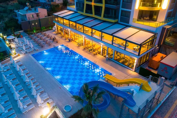 Campus Hill Hotel