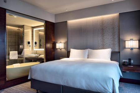 Отель Amara Signature Shanghai в Шанхай - Китай