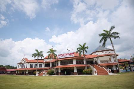 Отель Lotus Desaru Beach Resort & Spa в Куала-Лумпур - Малайзия