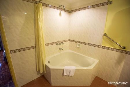 Отель Lotus Desaru Beach Resort & Spa в Куала-Лумпур - Малайзия