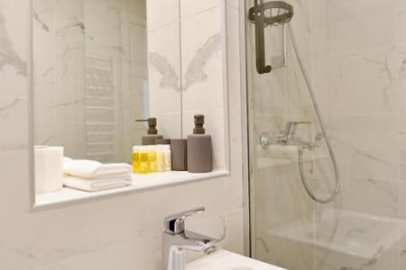 Отель Zebra в Тиват - Черногория