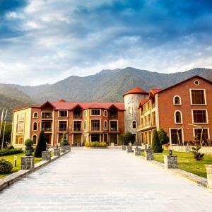 отель El Resort Hotel