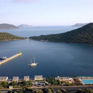 отель Doria Hotel & Yacht Club