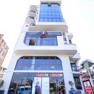 отель Dream Tower Batumi
