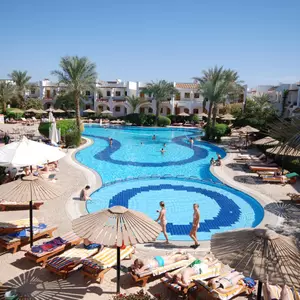 отель Dive Inn Resort