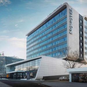 отель Novotel Almaty City Center