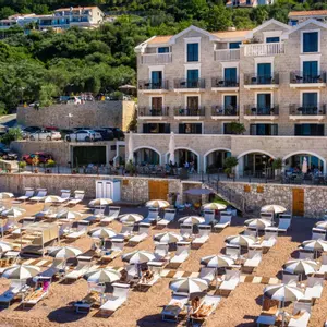 отель California Hotel