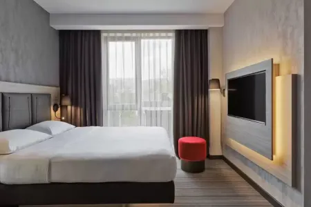 Отель Moxy Tbilisi в Тбилиси - Грузия