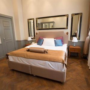 отель Seven Rooms Boutique Hotel