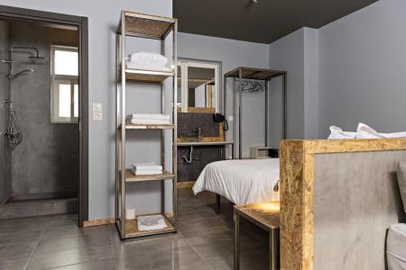 Отель Piraeus Premium Suites в Пирей - Греция