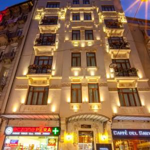 отель Hotel Pera Parma