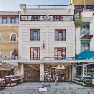 отель Magnaura House Hotel